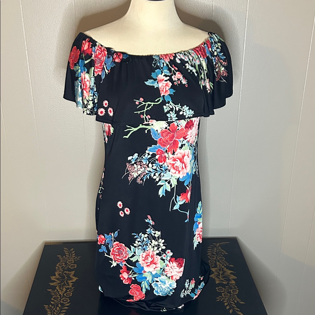 Vintage Y2k Renee C. Floral Off The Shoulder Dress